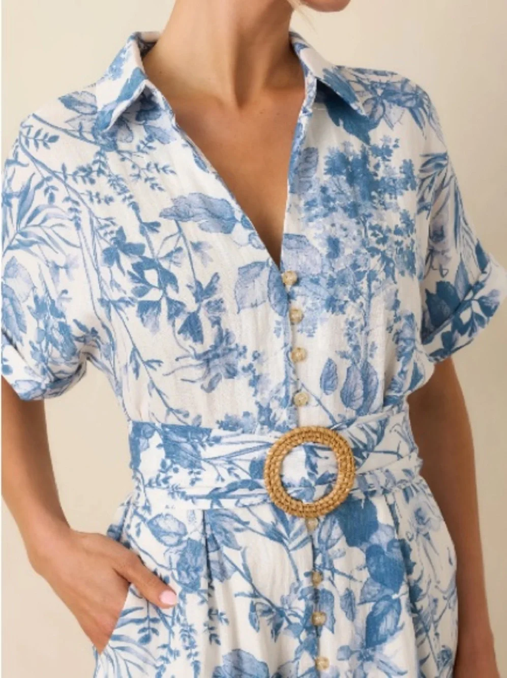 SPRINGTIME SPLENDOR WHITE & BLUE FLORAL BELTED MIDI DRESS Dress Forum Los An - Picture 2 of 8